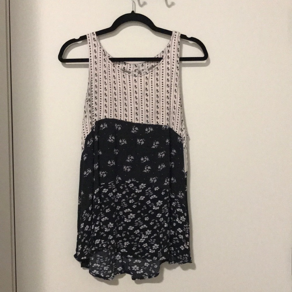 Maurice’s loose fit top